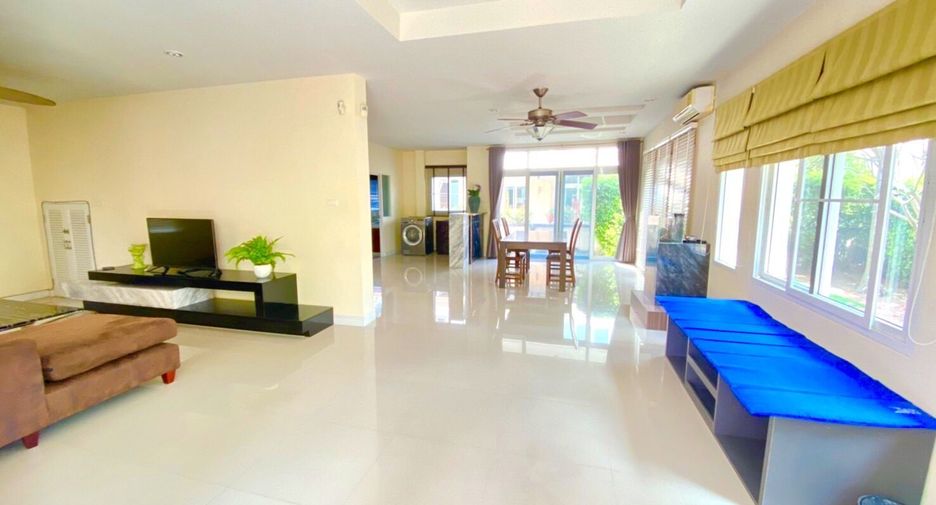 For sale and for rent 3 bedrooms house in Si Racha, Chonburi