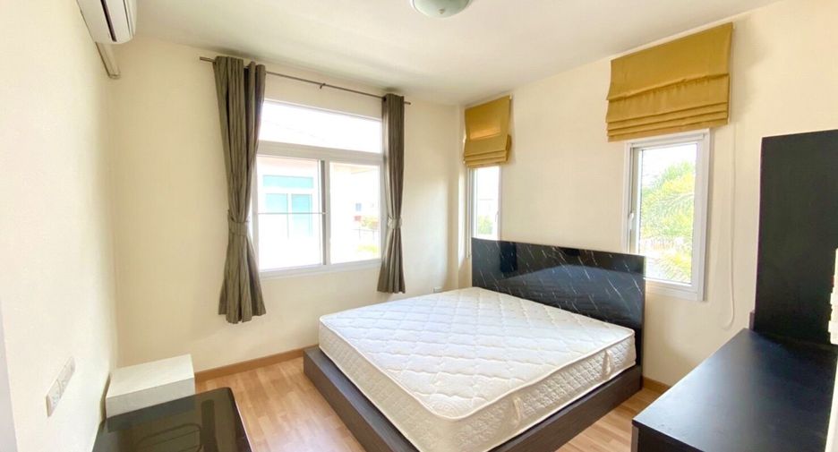 For sale and for rent 3 bedrooms house in Si Racha, Chonburi