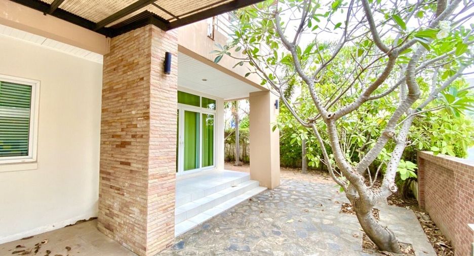 For sale and for rent 3 bedrooms house in Si Racha, Chonburi