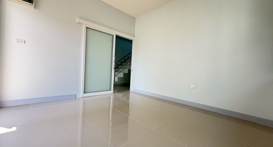 Casa en venta de 4 habitaciones en Doi Saket, Chiang Mai