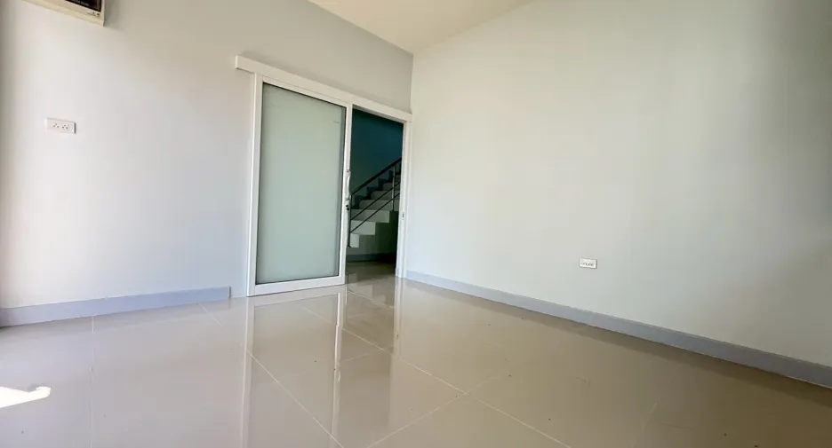 Casa en venta de 4 habitaciones en Doi Saket, Chiang Mai