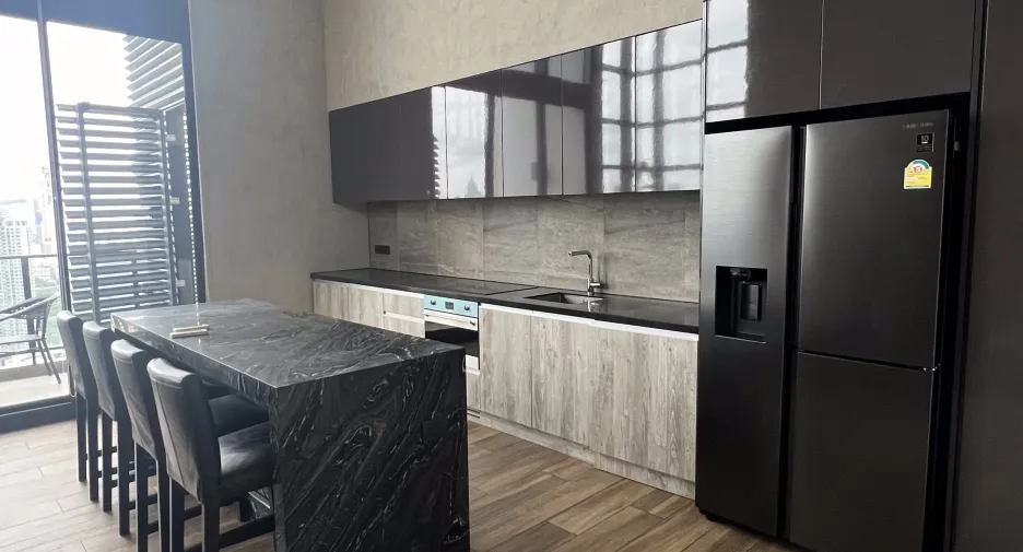 Condo en venta y en alquiler de 2 habitaciones en Watthana, Bangkok