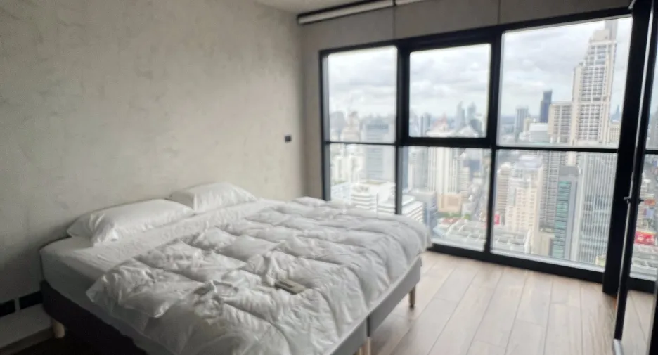 Condo en venta y en alquiler de 2 habitaciones en Watthana, Bangkok