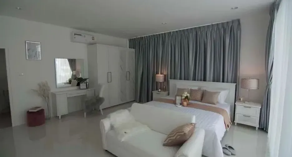 For sale 4 bedrooms villa in Mueang Chiang Mai, Chiang Mai