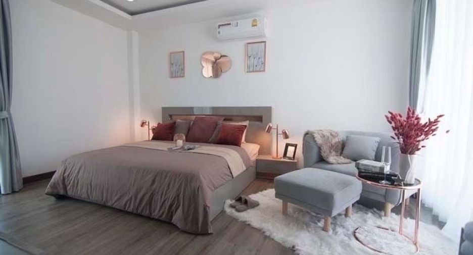 For sale 4 bedrooms villa in Mueang Chiang Mai, Chiang Mai