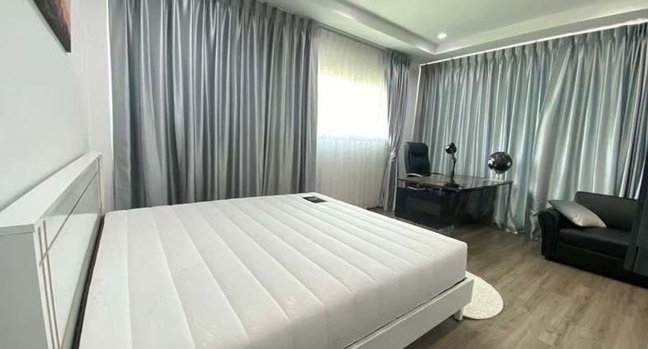 For sale 4 bedrooms villa in Mueang Chiang Mai, Chiang Mai