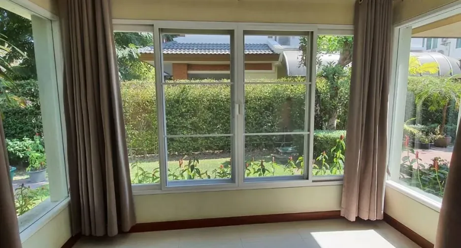 For sale 3 bedrooms house in Mueang Chiang Mai, Chiang Mai