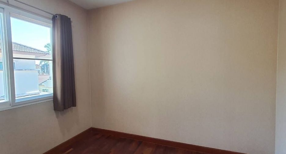 For sale 3 bedrooms house in Mueang Chiang Mai, Chiang Mai