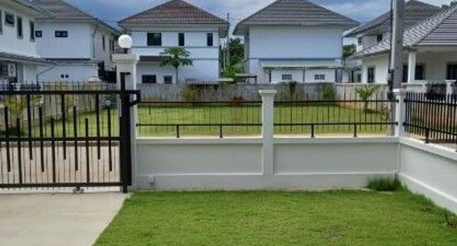 For rent 2 bedrooms villa in Saraphi, Chiang Mai
