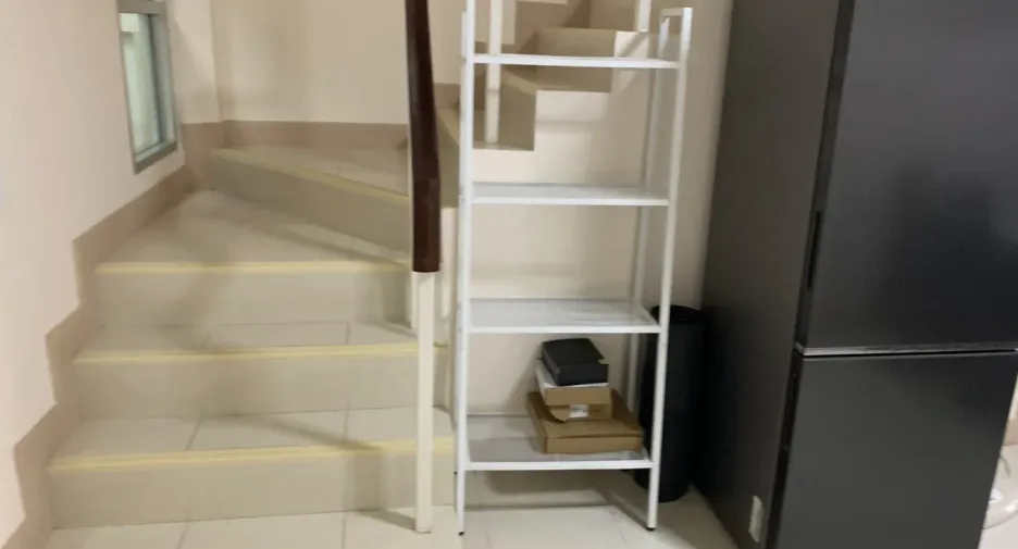 À vendre et à louer 2 chambres maison de ville à Hua Hin, Prachuap Khiri Khan