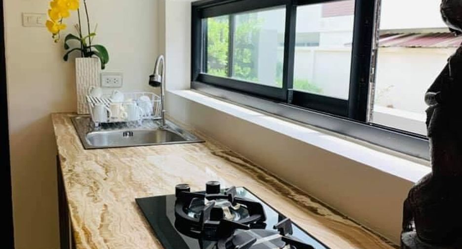 For rent 4 bedrooms townhouse in Ko Samui, Surat Thani
