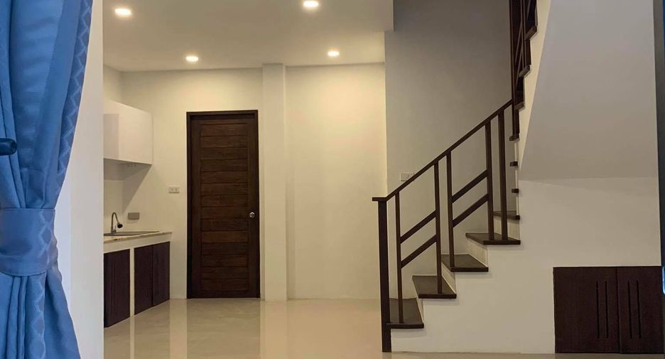 Casa adosada en alquiler de 4 habitaciones en Ko Samui, Surat Thani