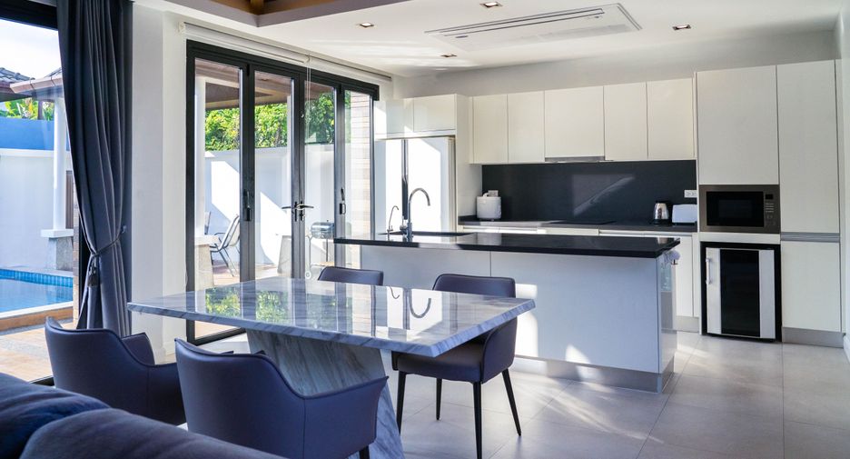 For sale and for rent 3 bedrooms villa in Mueang Phuket, Phuket