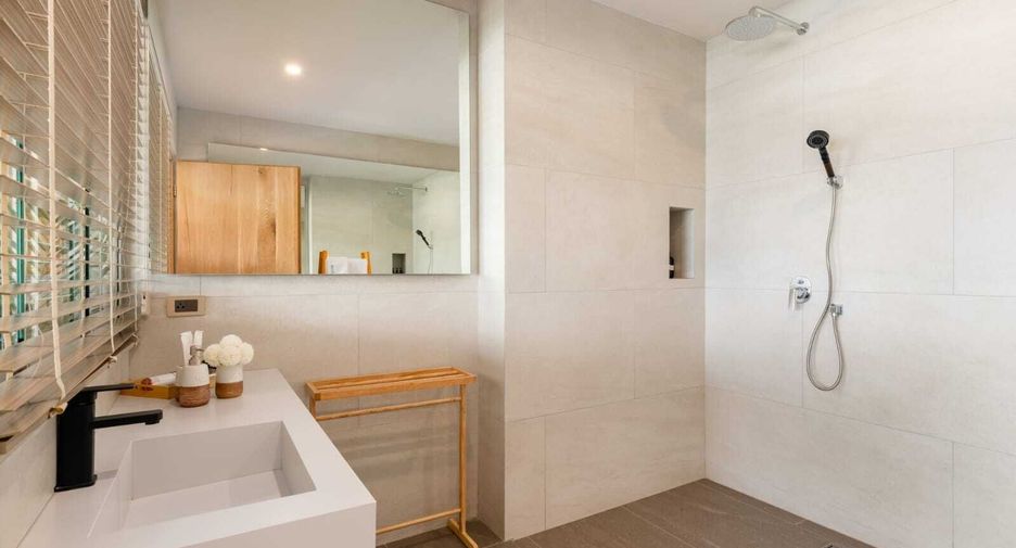 For rent 4 bedrooms villa in Ko Samui, Surat Thani