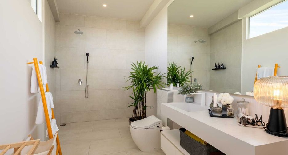 For rent 4 bedrooms villa in Ko Samui, Surat Thani