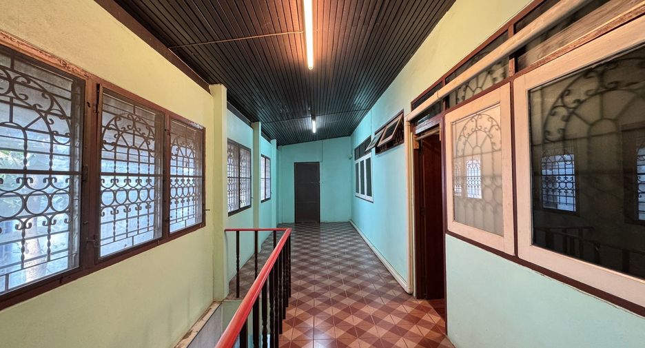 ขาย 5 ห้องนอน บ้านเดี่ยว ใน จอมทอง, กรุงเทพฯ