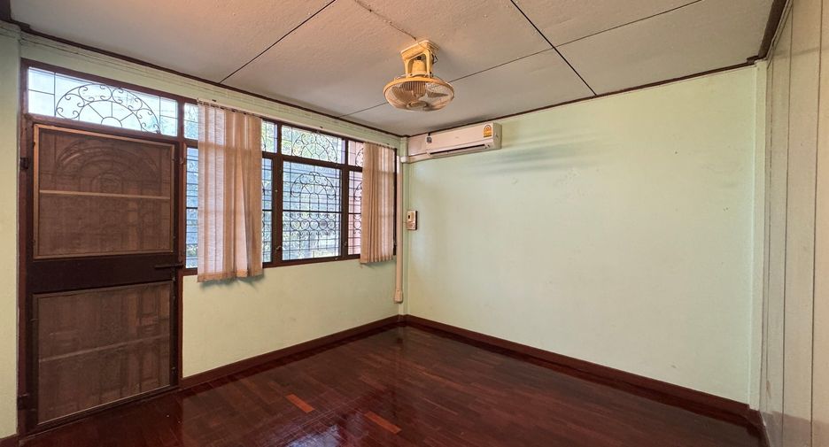 ขาย 5 ห้องนอน บ้านเดี่ยว ใน จอมทอง, กรุงเทพฯ