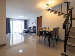 For sale 3 bedrooms townhouse in Hang Dong, Chiang Mai
