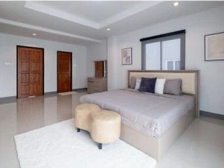 For sale 3 bedrooms townhouse in Hang Dong, Chiang Mai