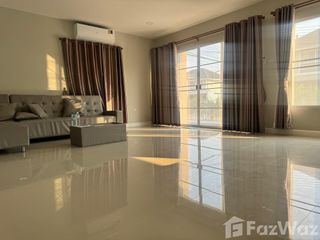 Villa en alquiler de 4 habitaciones en San Kamphaeng, Chiang Mai