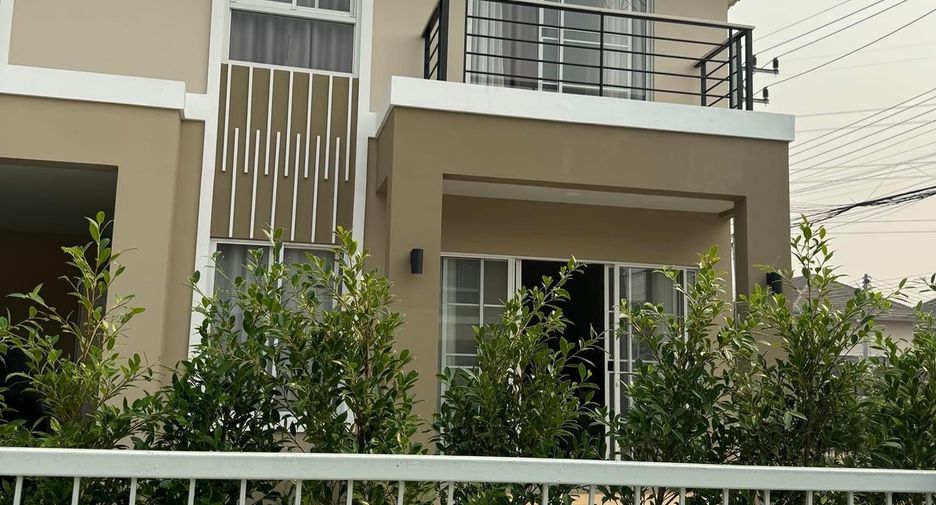 Villa en alquiler de 4 habitaciones en San Kamphaeng, Chiang Mai
