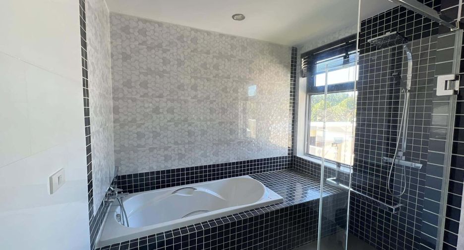 For sale and for rent 4 bedrooms house in Ko Samui, Surat Thani