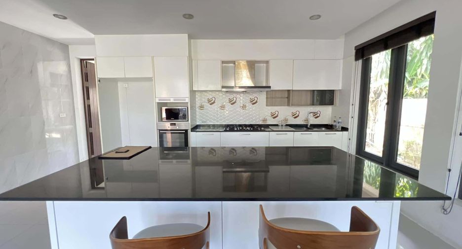 For sale and for rent 4 bedrooms house in Ko Samui, Surat Thani