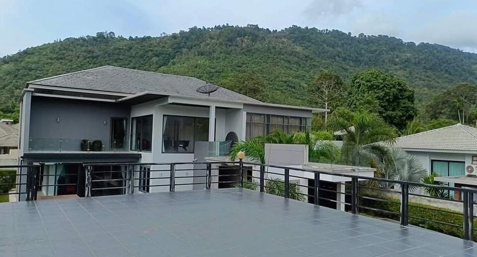 For sale and for rent 4 bedrooms house in Ko Samui, Surat Thani