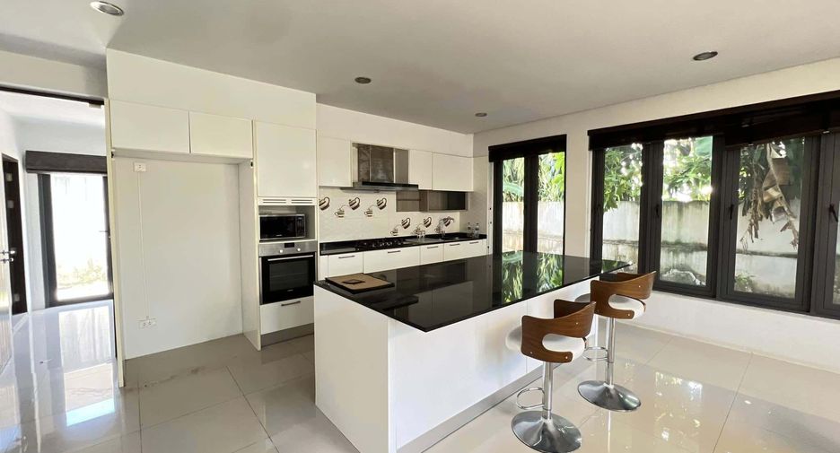 For sale and for rent 4 bedrooms house in Ko Samui, Surat Thani
