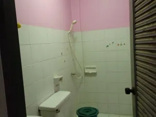 Продажа 4 спальни таунхаус в Банг Кхен, Бангкок