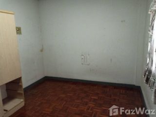 Продажа 4 спальни таунхаус в Банг Кхен, Бангкок