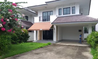 For rent 3 bedrooms house in Mueang Chiang Mai, Chiang Mai