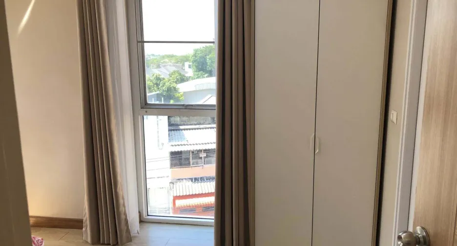 For sale 1 Beds condo in Watthana, Bangkok