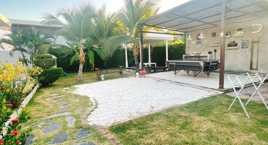 For rent 3 bedrooms villa in Hua Hin, Prachuap Khiri Khan