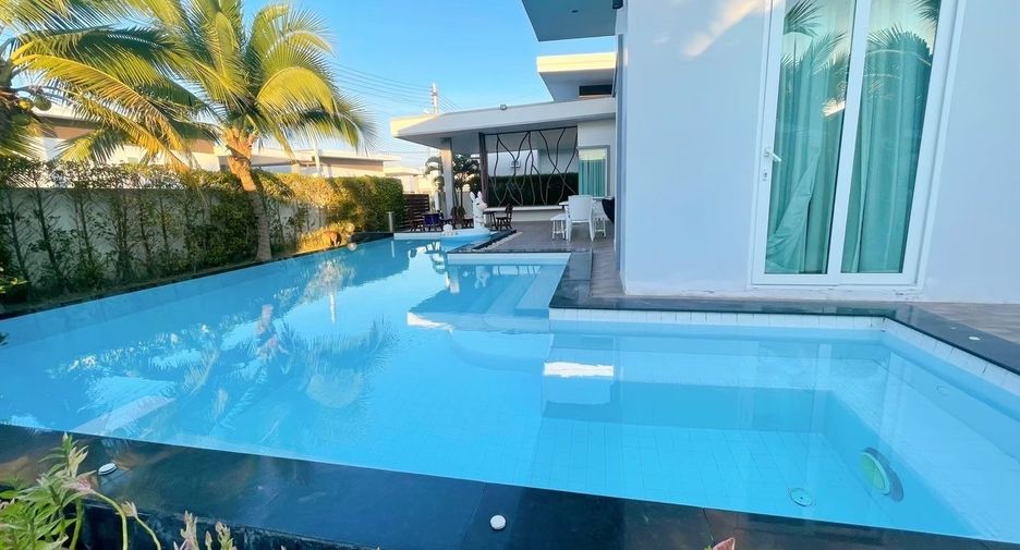 For rent 3 bedrooms villa in Hua Hin, Prachuap Khiri Khan