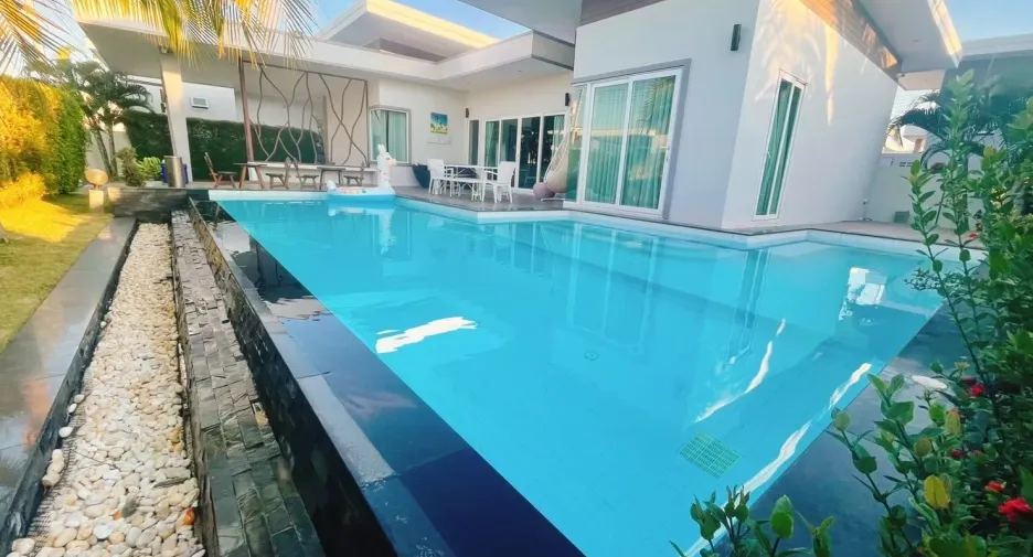 For rent 3 ベッドルーム villa in Hua Hin, Prachuap Khiri Khan
