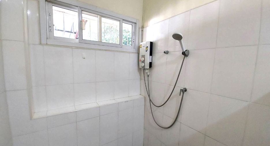 Haus zur Miete mit 3 Zimmer in Mueang Chiang Mai, Chiang Mai