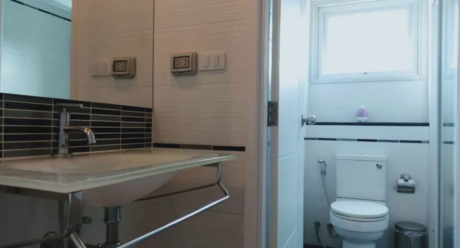 For rent 2 bedrooms condo in Bang Lamung, Chonburi