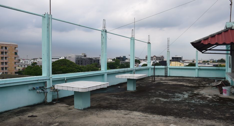 出售 56 卧室 商业空间 在 Suan Luang, 曼谷