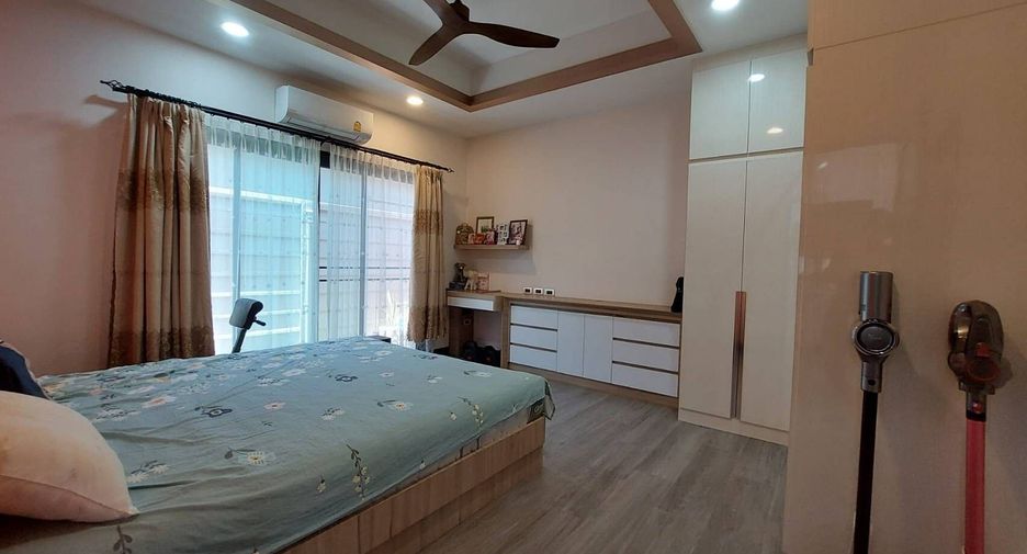 For sale 3 bedrooms house in Bang Lamung, Chonburi