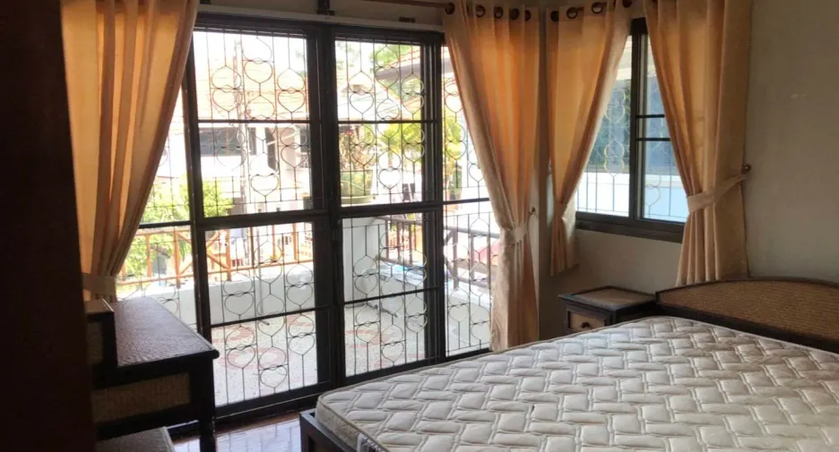 Haus zum Kauf mit 4 Zimmer in San Sai, Chiang Mai