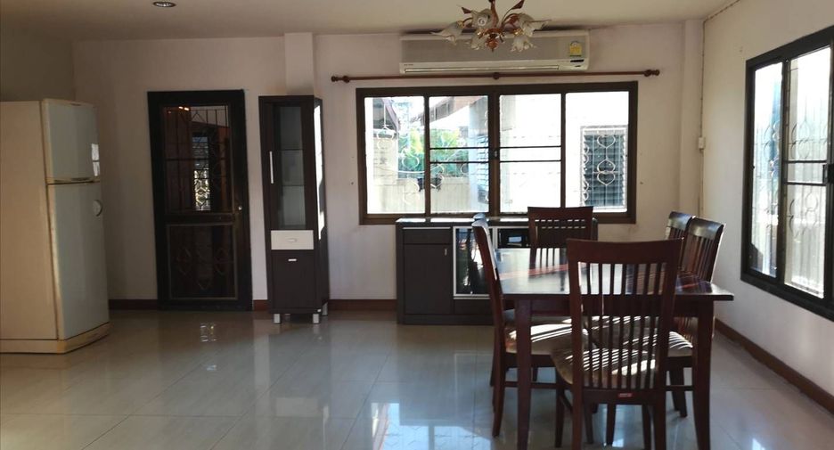 Haus zum Kauf mit 4 Zimmer in San Sai, Chiang Mai
