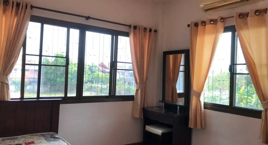 Haus zum Kauf mit 4 Zimmer in San Sai, Chiang Mai