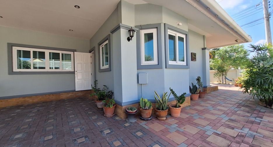 For sale 3 bedrooms house in Hua Hin, Prachuap Khiri Khan