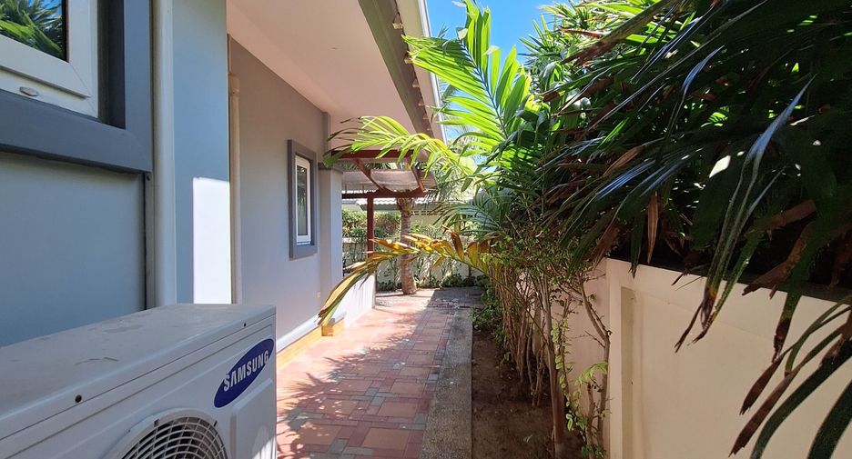 For sale 3 bedrooms house in Hua Hin, Prachuap Khiri Khan