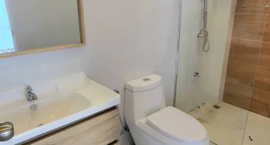 Villa zum Kauf und zur Miete mit 4 Zimmer in Hang Dong, Chiang Mai