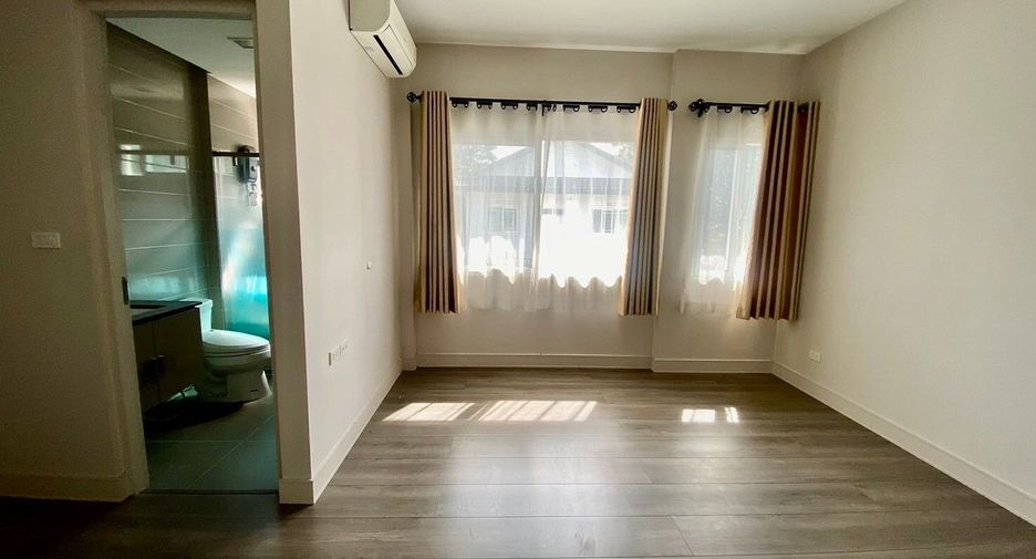 À vendre 4 chambres maison à San Kamphaeng, Chiang Mai