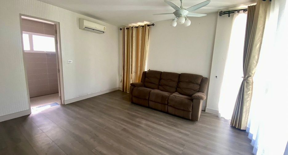 À vendre 4 chambres maison à San Kamphaeng, Chiang Mai