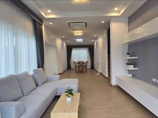 Villa zur Miete mit 4 Zimmer in Mueang Chiang Mai, Chiang Mai