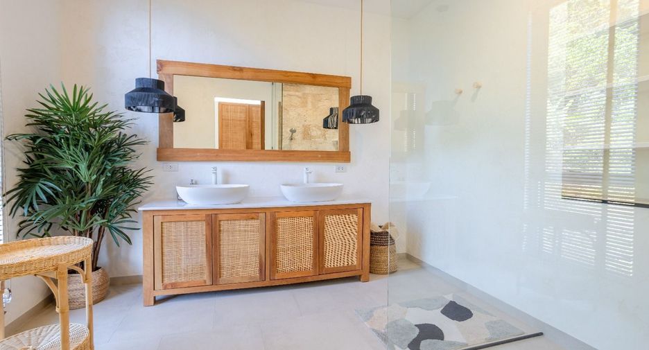 For sale 3 bedrooms villa in Ko Samui, Surat Thani